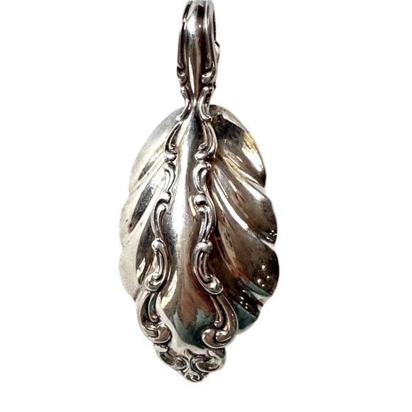Silverplate spoon necklace pendant Community brand 3" - Picture 1 of 6